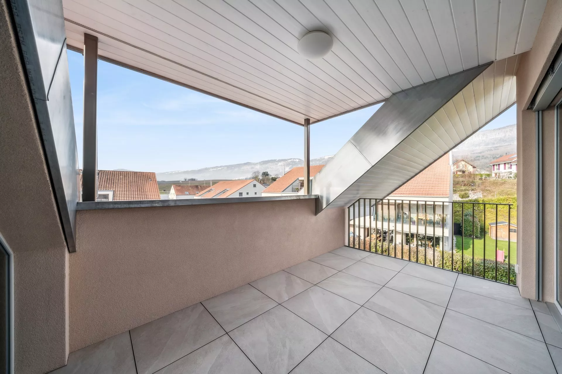 backbone_592614-A_016_WEB