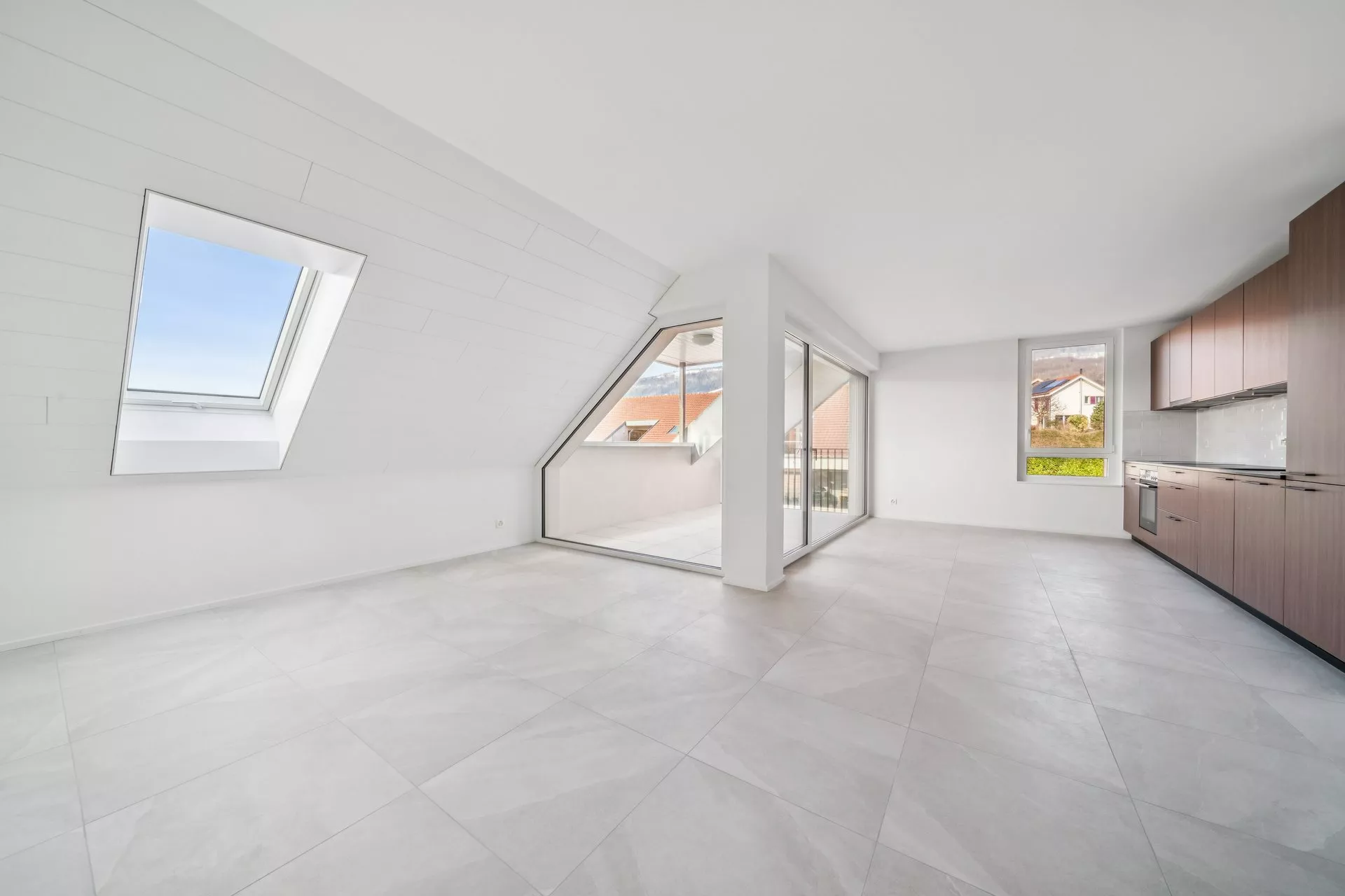 backbone_592614-A_028_WEB